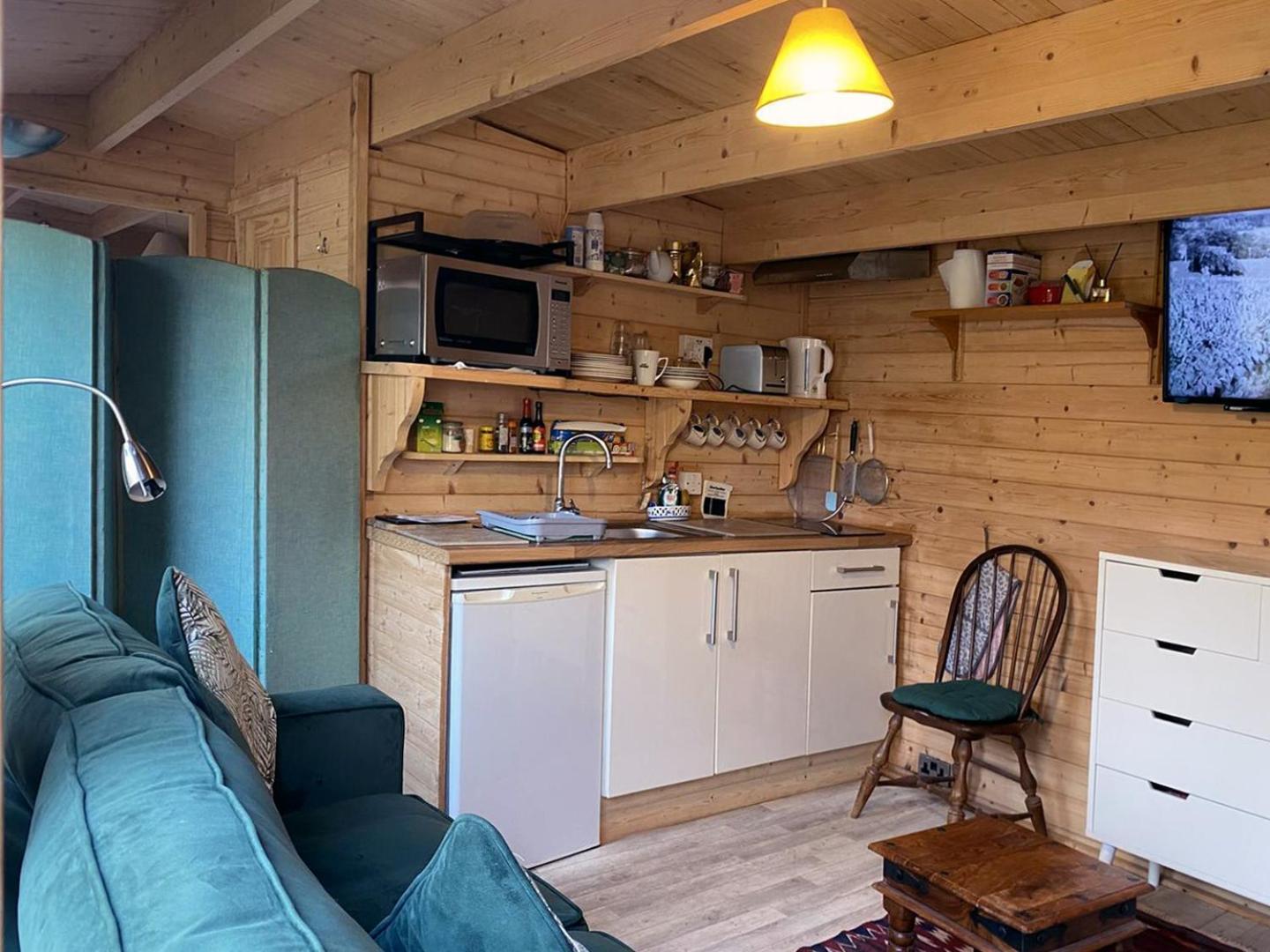 Cosy Garden Log Cabin Salisbury Exteriér fotografie